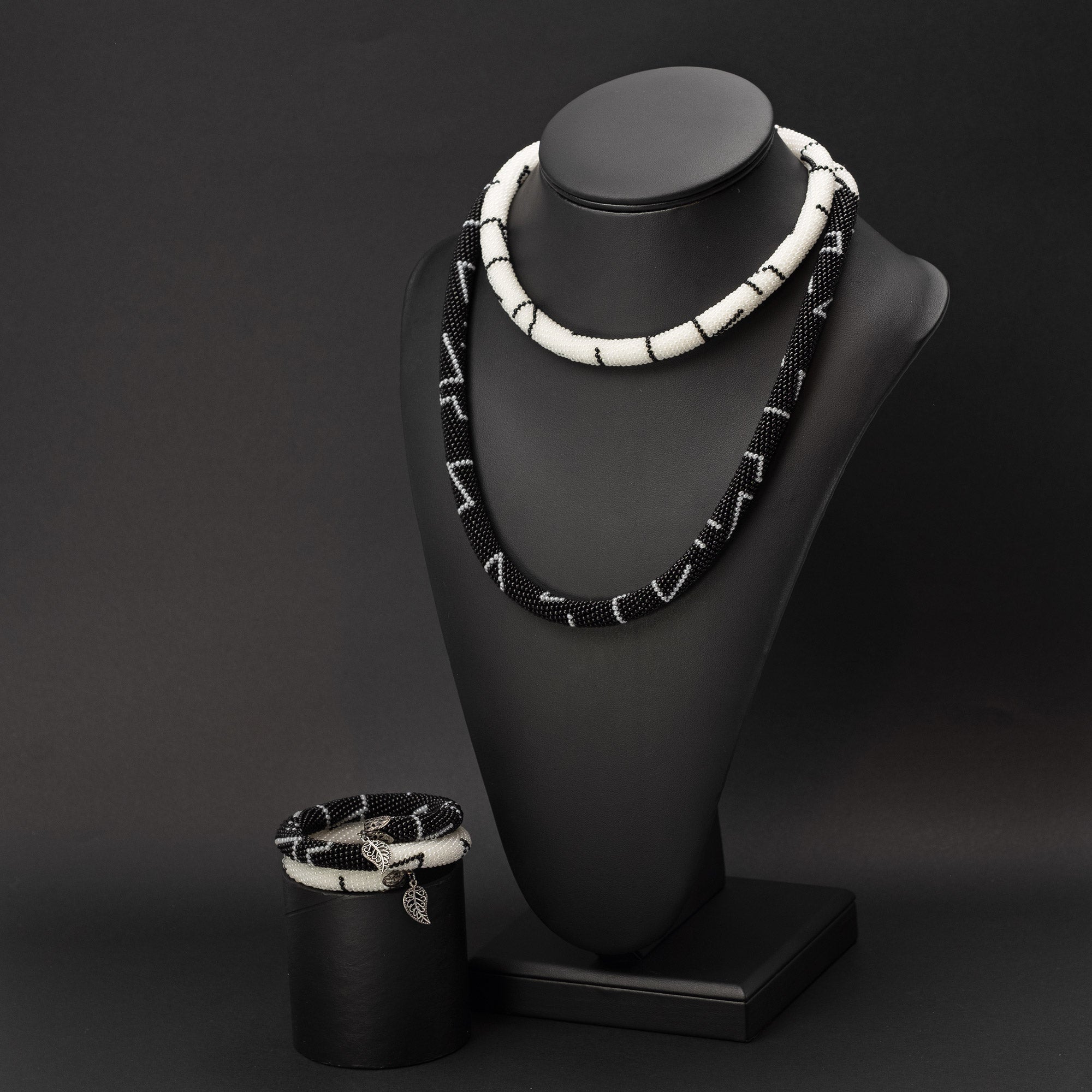 Beaded crochet necklace "Abstraction"