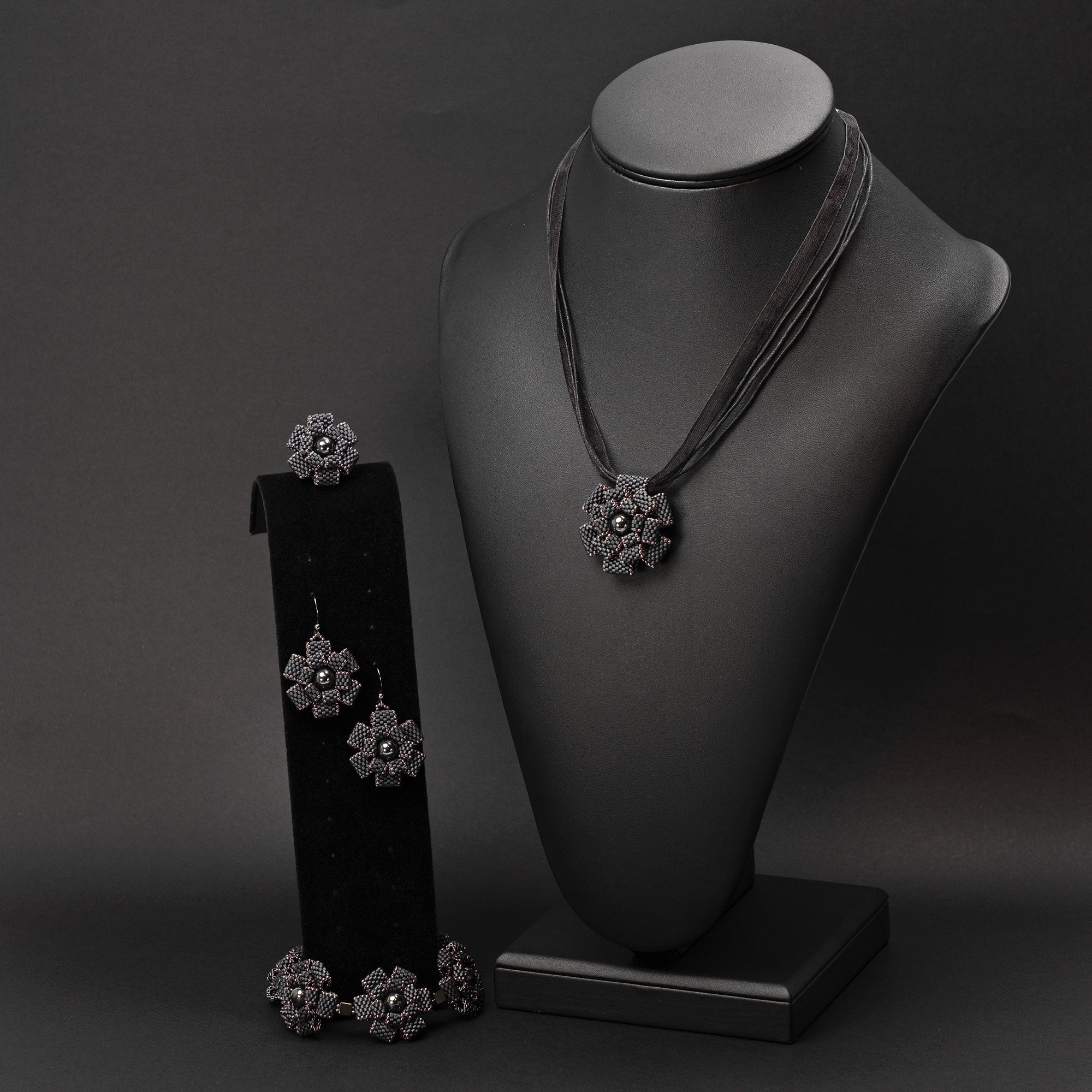 Earrings "Flowers in the Night"
