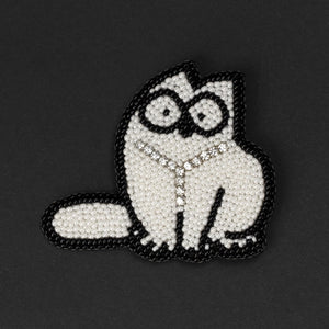 Brooch "White cat"