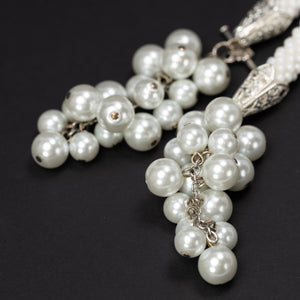 Beaded crochet necklace "White Berries"