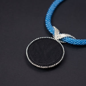 Pendant "Winter Leaf Fall"