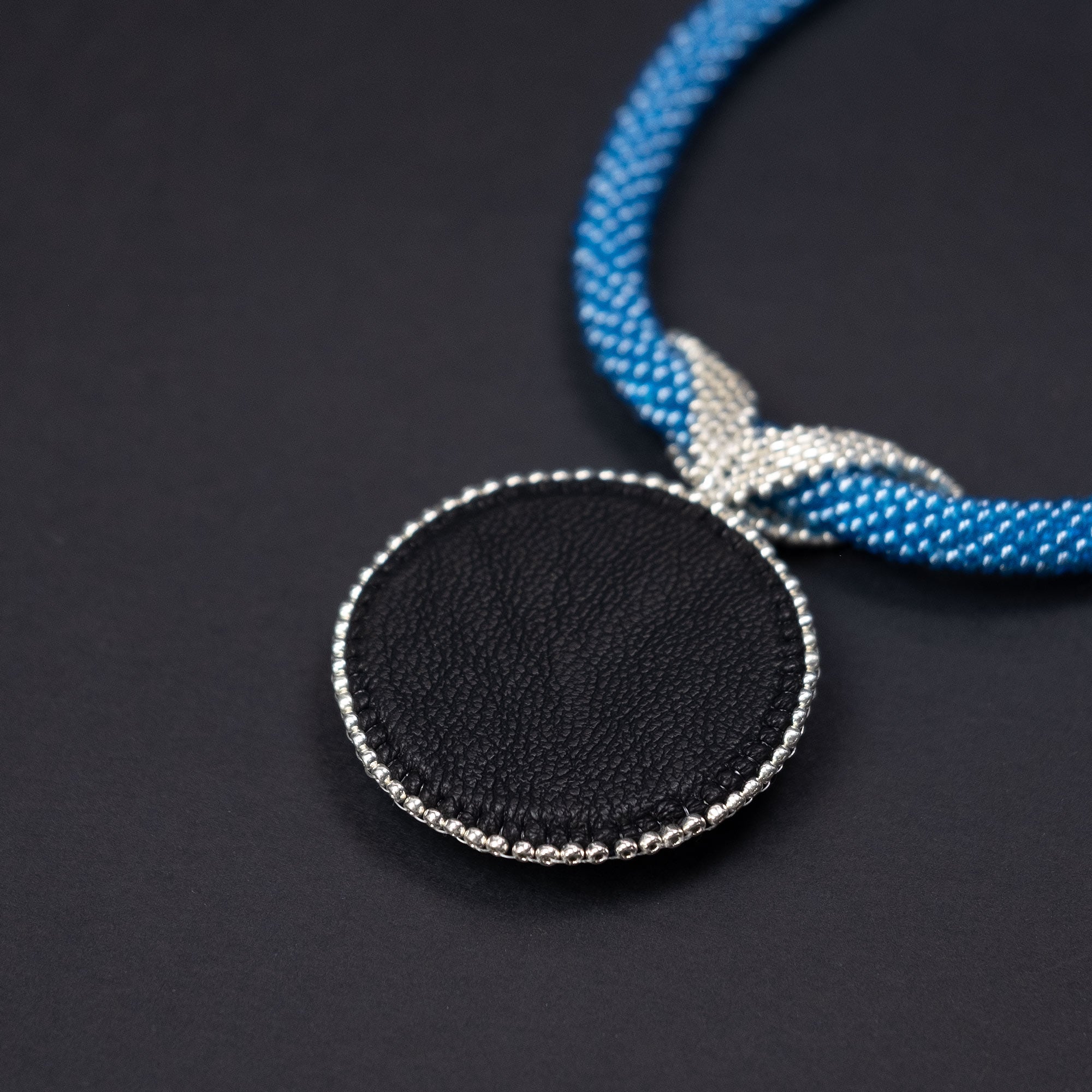 Pendant "Winter Leaf Fall"