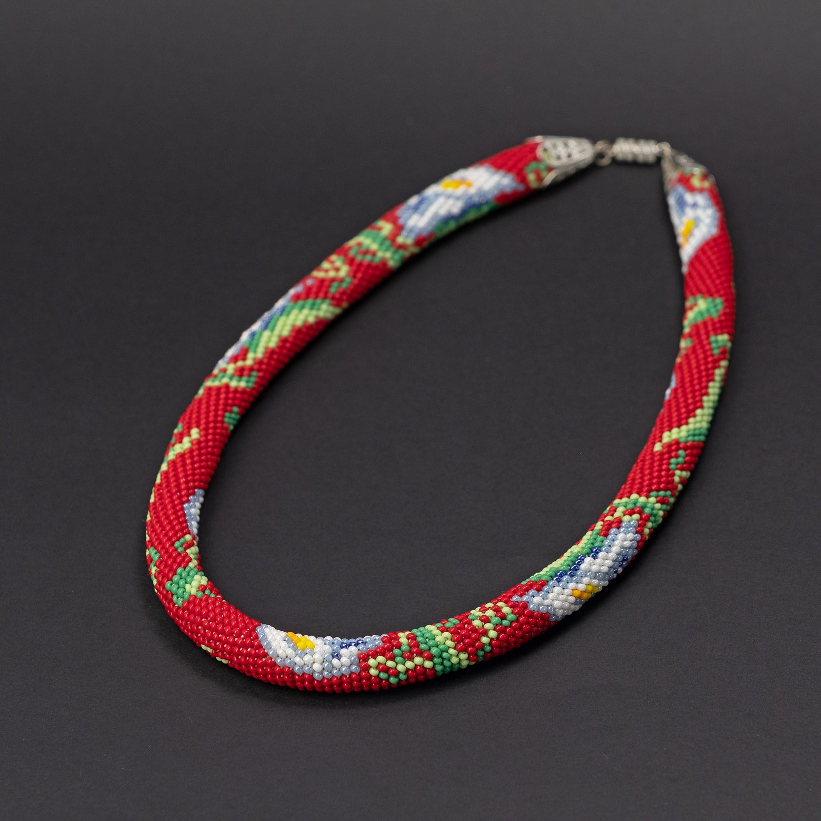 Beaded crochet necklace "Calla Lilies On Red"