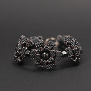 Bracelet "Flowers in the Night"