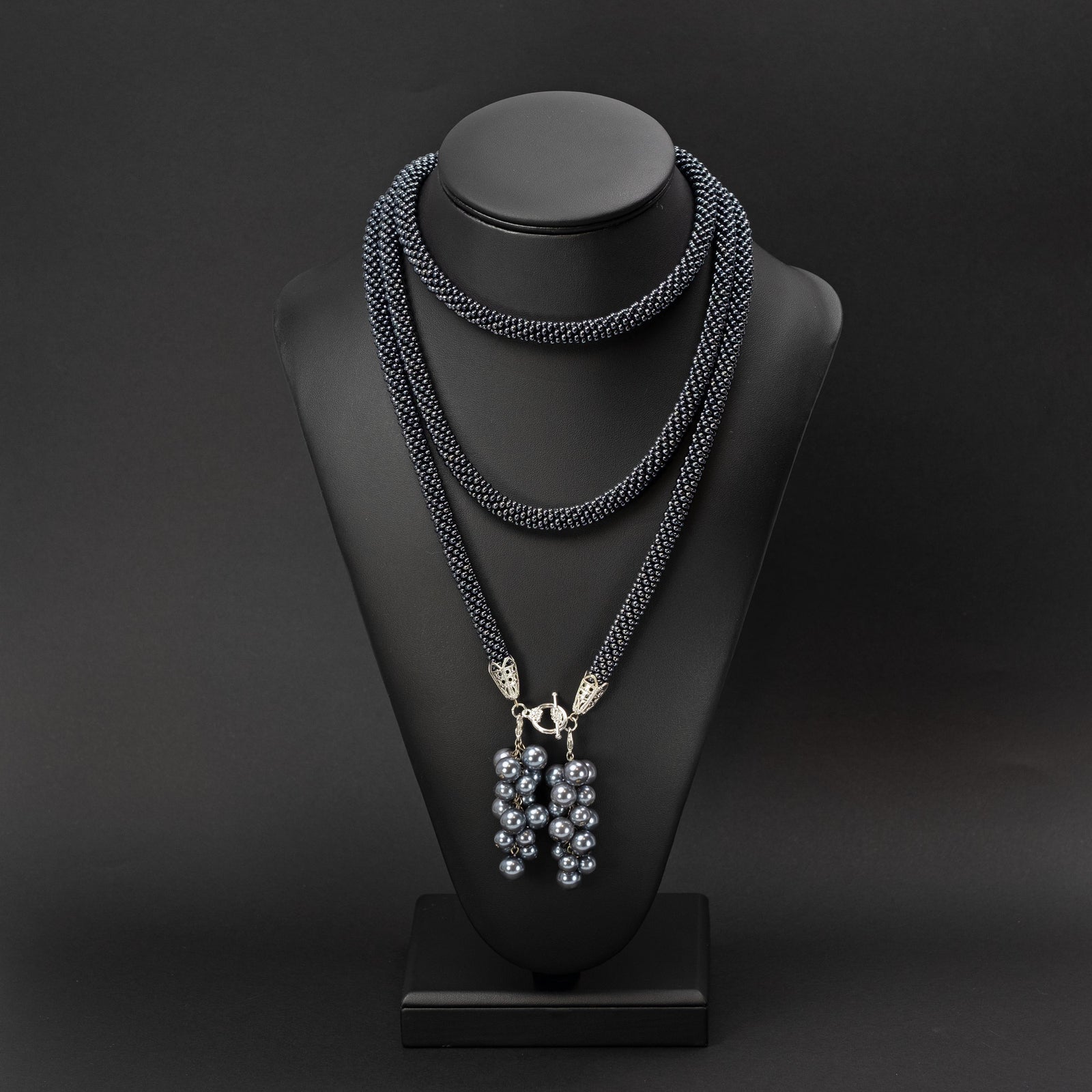 Beaded crochet necklace "Night Berries"