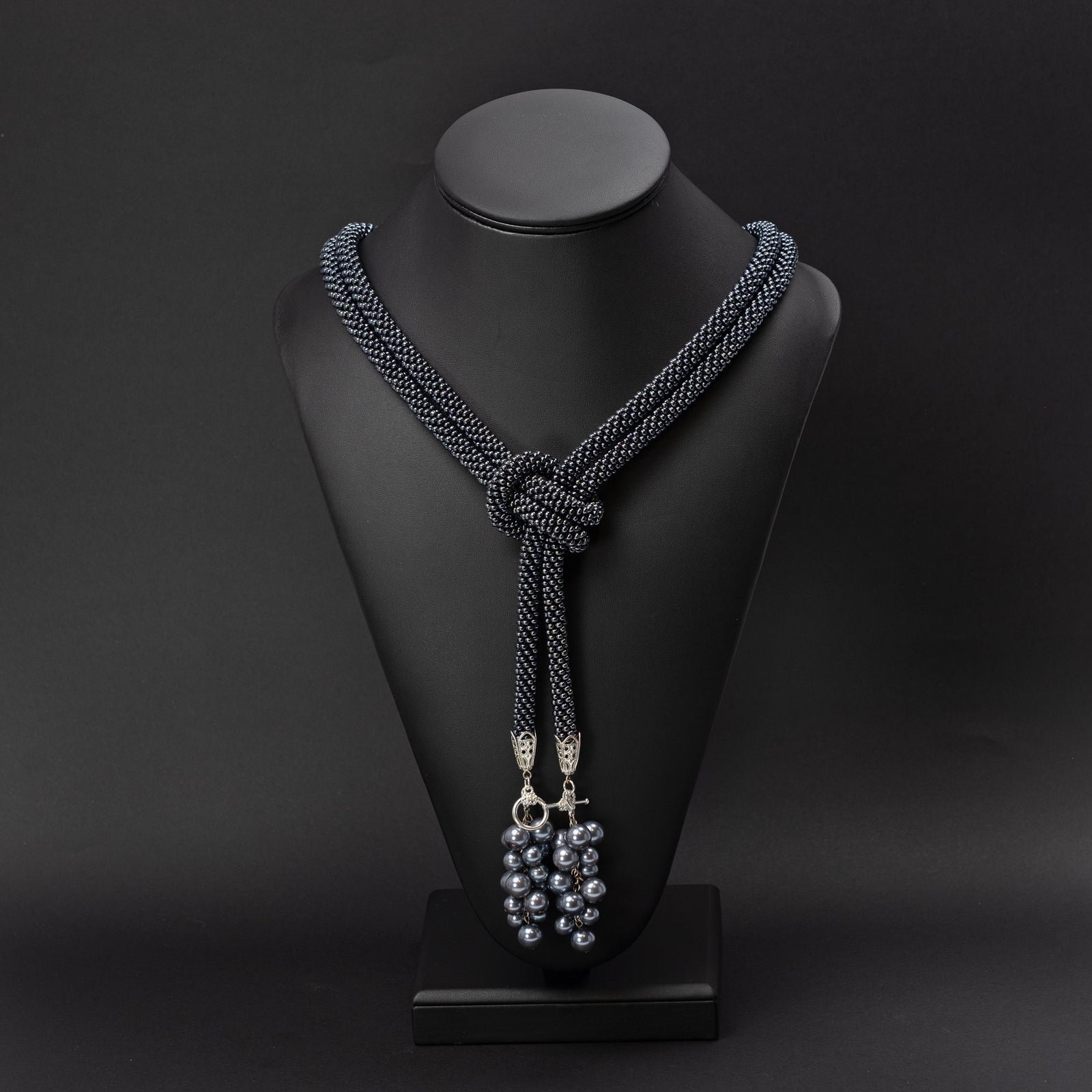 Beaded crochet necklace "Night Berries"