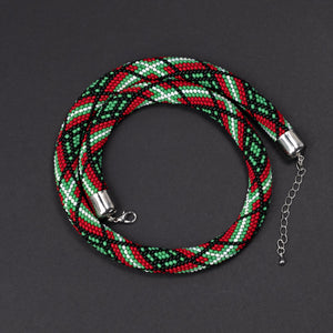 Beaded crochet necklace "Tartan"