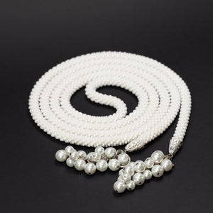 Beaded crochet necklace "White Berries"